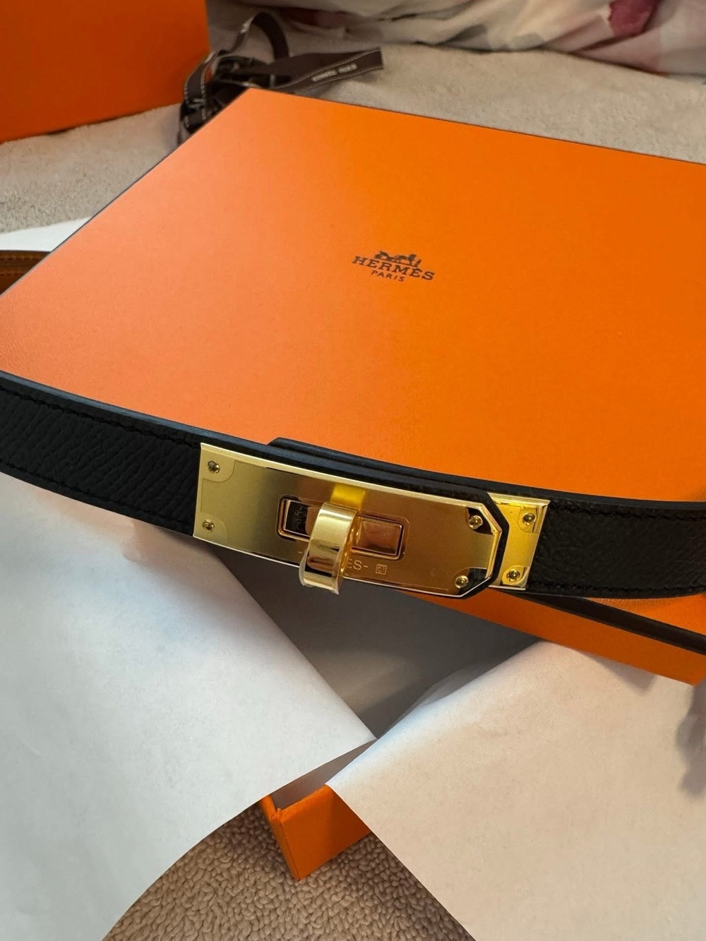 Authentic Hermes Kelly Belt in NOIR GHW - Picture 2 of 3